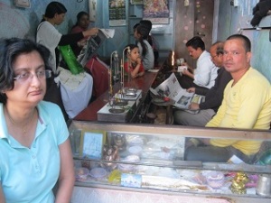 Sapna Poti at Vijay gold smith shop at Kanda 02-10-2014
